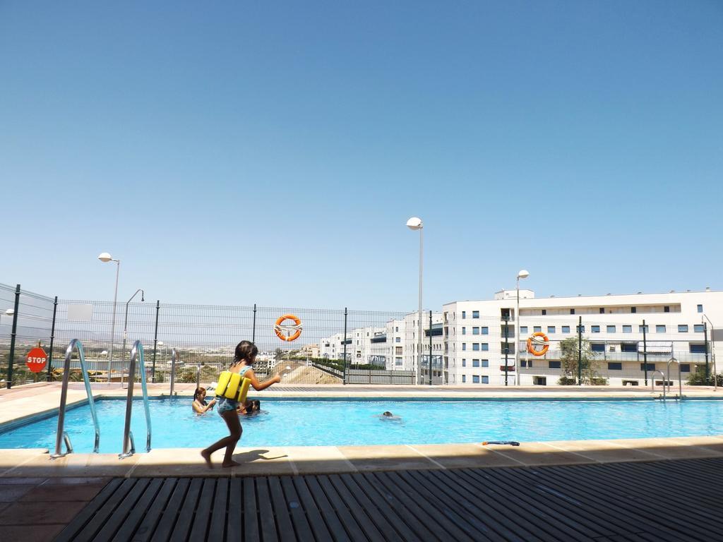 Duplex En Garrucha Con Parking Apartman Szoba fotó